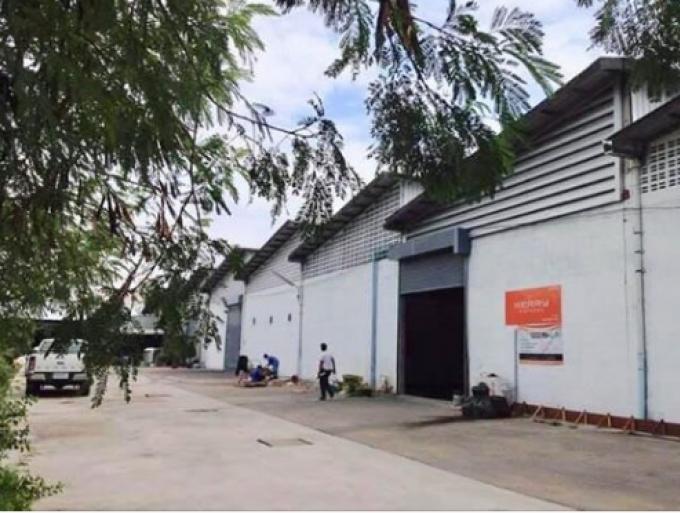 โกดังสินค้าให้เช่า พื้นที่ 400-820 ตรม Warehouse For Rent ซอยอ่อนนุช พัฒนาการ พระโขนง ภาพที่ 3